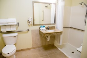 Holiday Inn Express & Suites Chanhassen