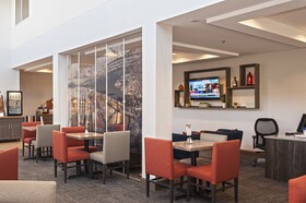 Holiday Inn Express & Suites Chanhassen