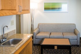 Holiday Inn Express & Suites Chanhassen
