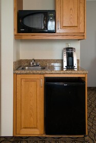 Holiday Inn Express & Suites Chanhassen