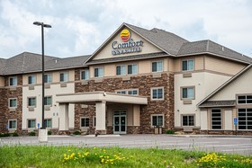 AmeriVu Inn and Suites – Chisago City