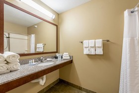 AmeriVu Inn and Suites – Chisago City