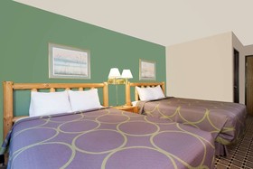 Super 8 by Wyndham Cloquet