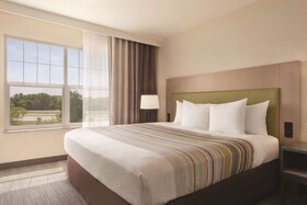 Country Inn & Suites by Radisson, Cottage Grove, MN