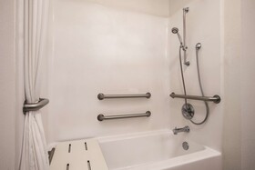 Country Inn & Suites by Radisson, Cottage Grove, MN