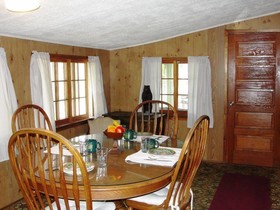 Pine Point Lodge Resort & Motel