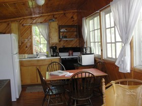 Pine Point Lodge Resort & Motel