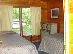 Pine Point Lodge Resort & Motel