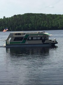 Pine Point Lodge Resort & Motel