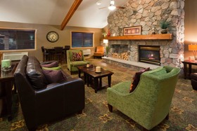 AmericInn by Wyndham Crookston U of M Crookston