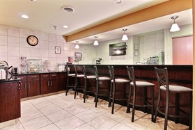 AmeriVu Inn & Suites Crookston