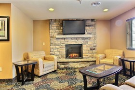 AmeriVu Inn & Suites Crookston