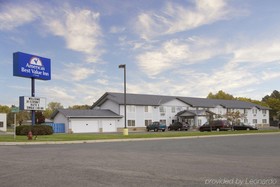 North Star Inn & Suites