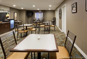 GrandStay Delano