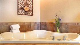 Best Western Premier The Lodge On Lake Detroit