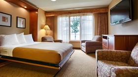 Best Western Premier The Lodge On Lake Detroit