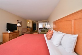 Duluth Inn & Suites Near Spirit Mountain