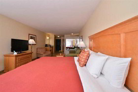 Duluth Inn & Suites Near Spirit Mountain