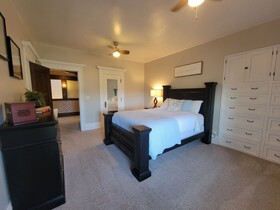 Cotton Mansion
