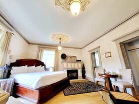 Cotton Mansion