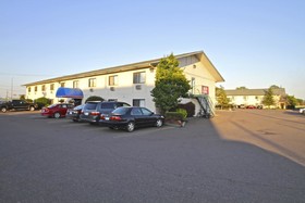 Motel 6 Duluth, MN