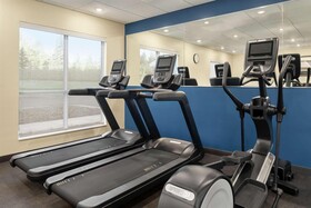 Tru by Hilton Duluth Mall Area