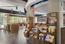 Tru by Hilton Duluth Mall Area