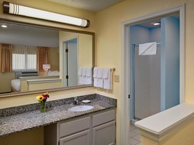 Sonesta ES Suites Minneapolis - St. Paul Airport