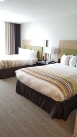 Country Inn & Suites by Radisson, Elk River, MN