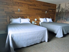 Budget Host Motel Ely