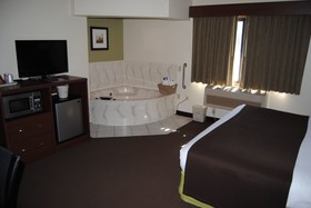 AmericInn by Wyndham Grand Rapids