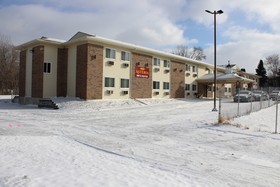 Valu Stay Inn & Suites Hastings