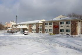 Valu Stay Inn & Suites Hastings