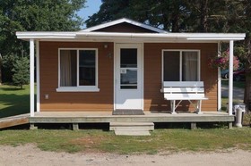 Dunrovin Resort