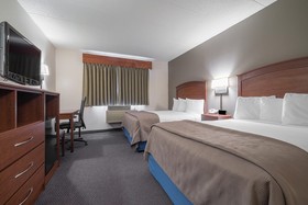 AmericInn by Wyndham Hutchinson
