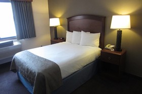 AmericInn by Wyndham Hutchinson