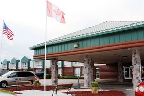 Riverfront Hotel