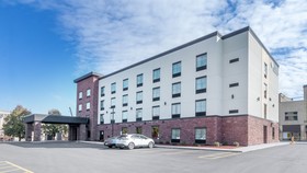 Cobblestone Hotel & Suites International Falls