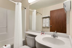 Microtel Inn & Suites by Wyndham Inver Grove Heights/Minne