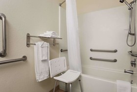 Microtel Inn & Suites by Wyndham Inver Grove Heights/Minne