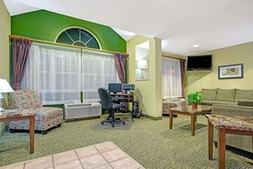 Microtel Inn & Suites by Wyndham Inver Grove Heights/Minne
