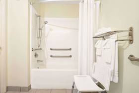 Microtel Inn & Suites by Wyndham Inver Grove Heights/Minne