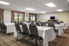 AmericInn by Wyndham Lake City