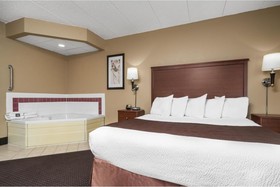 AmericInn by Wyndham Lake City