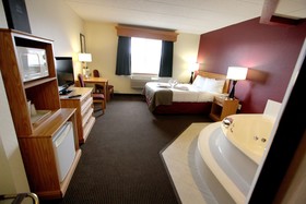 SureStay Plus Hotel by Best Western Litchfield