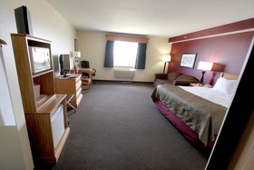 SureStay Plus Hotel by Best Western Litchfield