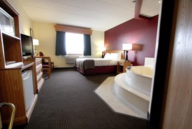 SureStay Plus Hotel by Best Western Litchfield