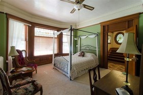 Waller House Inn