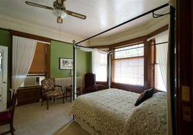 Waller House Inn