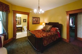 Waller House Inn